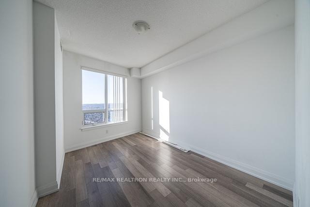 Photo 17 of Unit PH0305, 7171 Yonge Street, Markham, Grandview — HOMEH