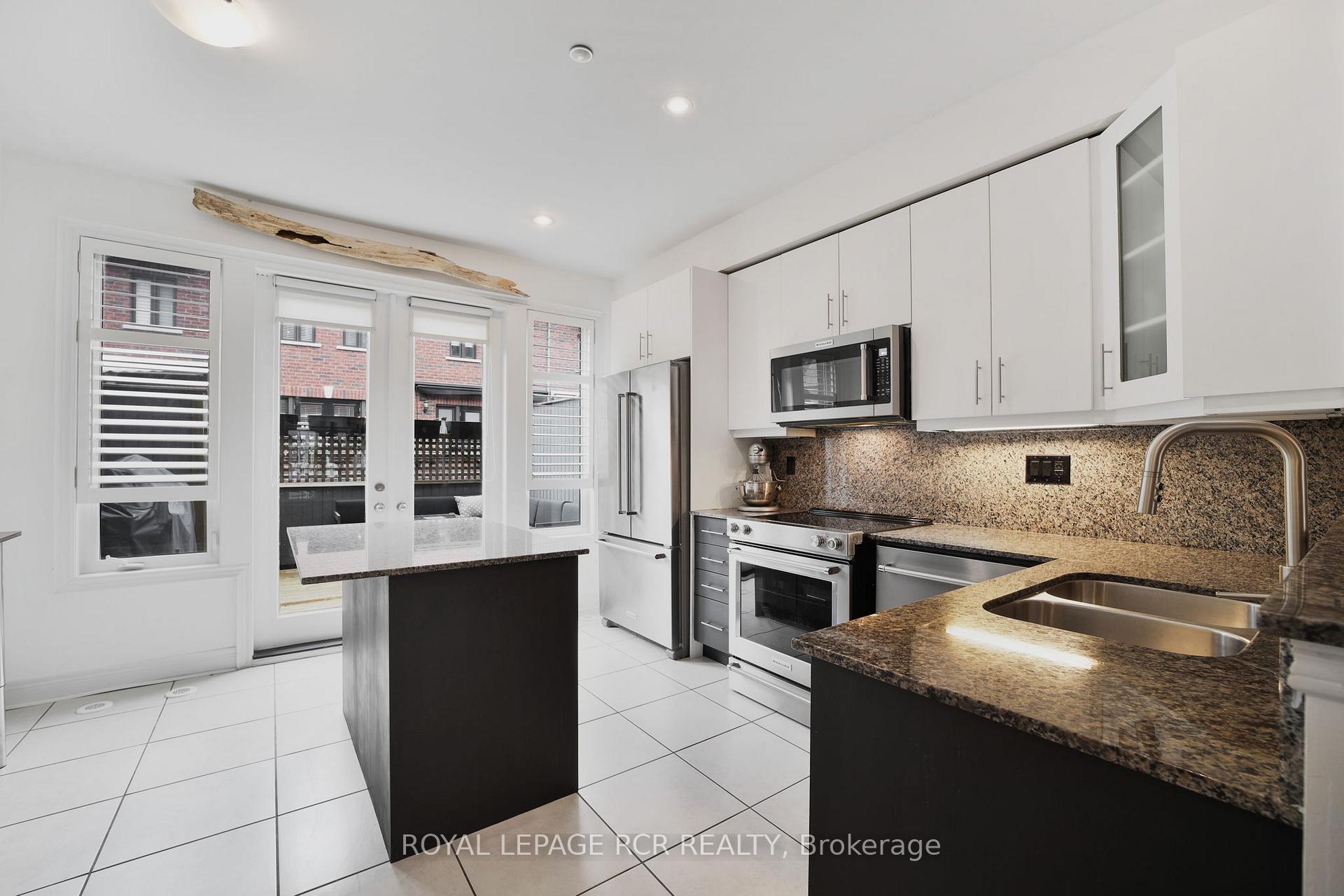 Photo 8 of 8343 Kipling Avenue, Vaughan, West Woodbridge — HOMEH