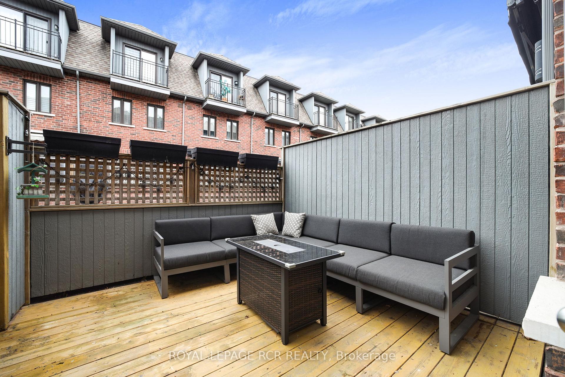 Photo 13 of 8343 Kipling Avenue, Vaughan, West Woodbridge — HOMEH