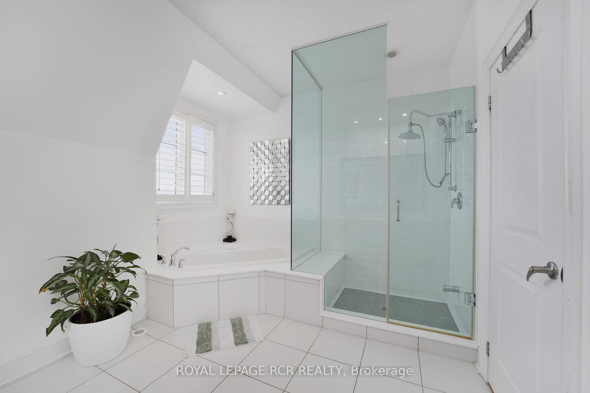 Photo 32 of 8343 Kipling Avenue, Vaughan, West Woodbridge — HOMEH