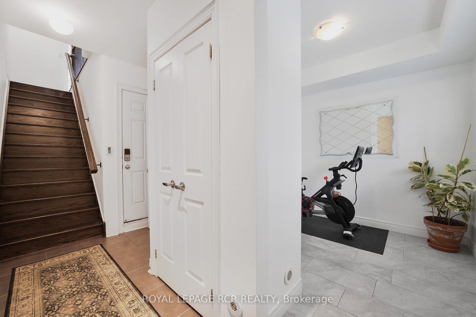 Photo 33 of 8343 Kipling Avenue, Vaughan, West Woodbridge — HOMEH