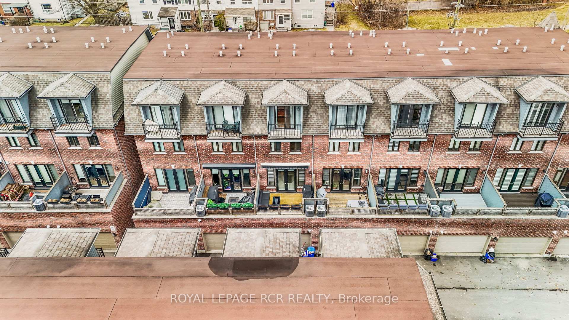 Photo 38 of 8343 Kipling Avenue, Vaughan, West Woodbridge — HOMEH
