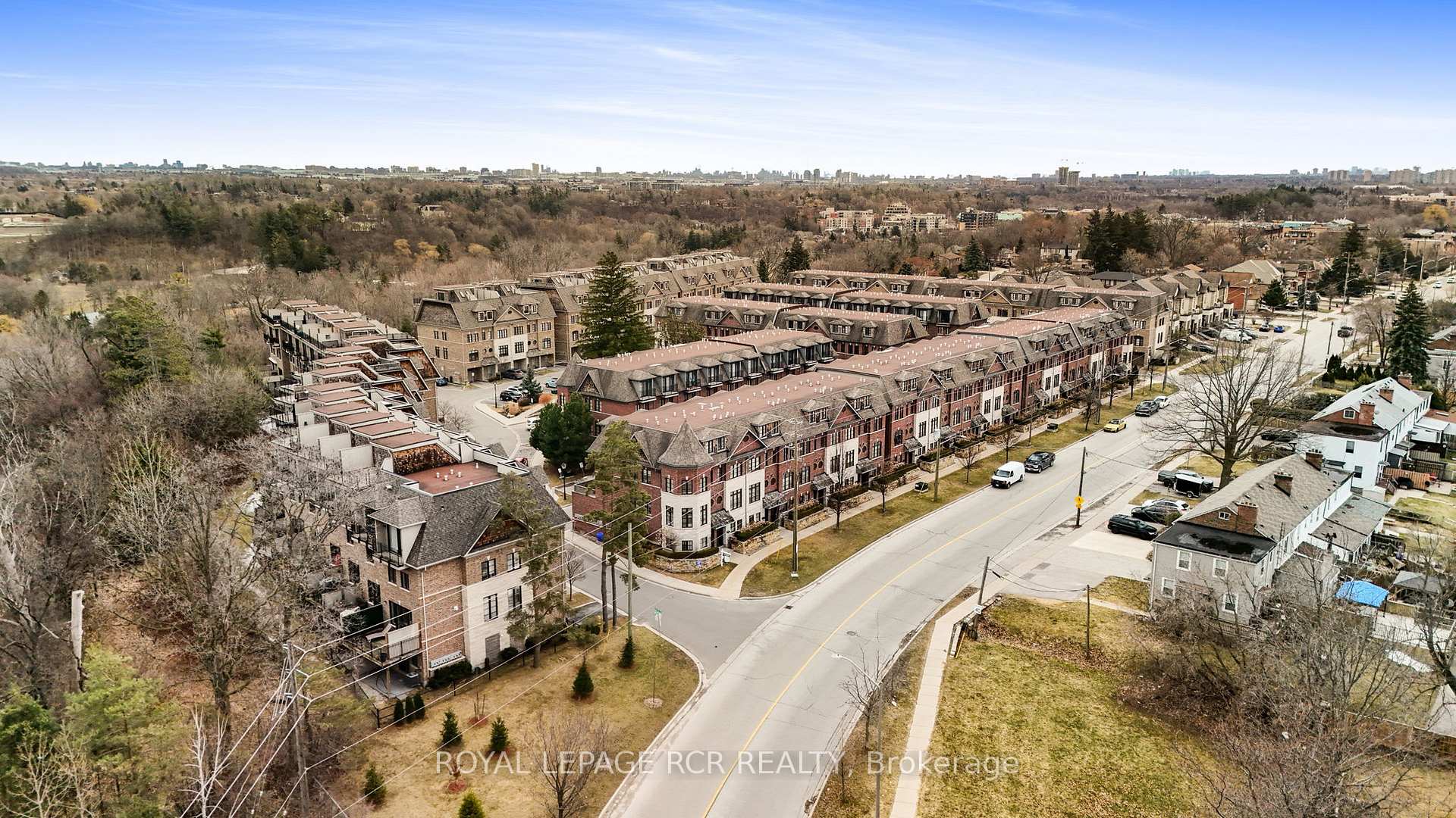 Photo 43 of 8343 Kipling Avenue, Vaughan, West Woodbridge — HOMEH
