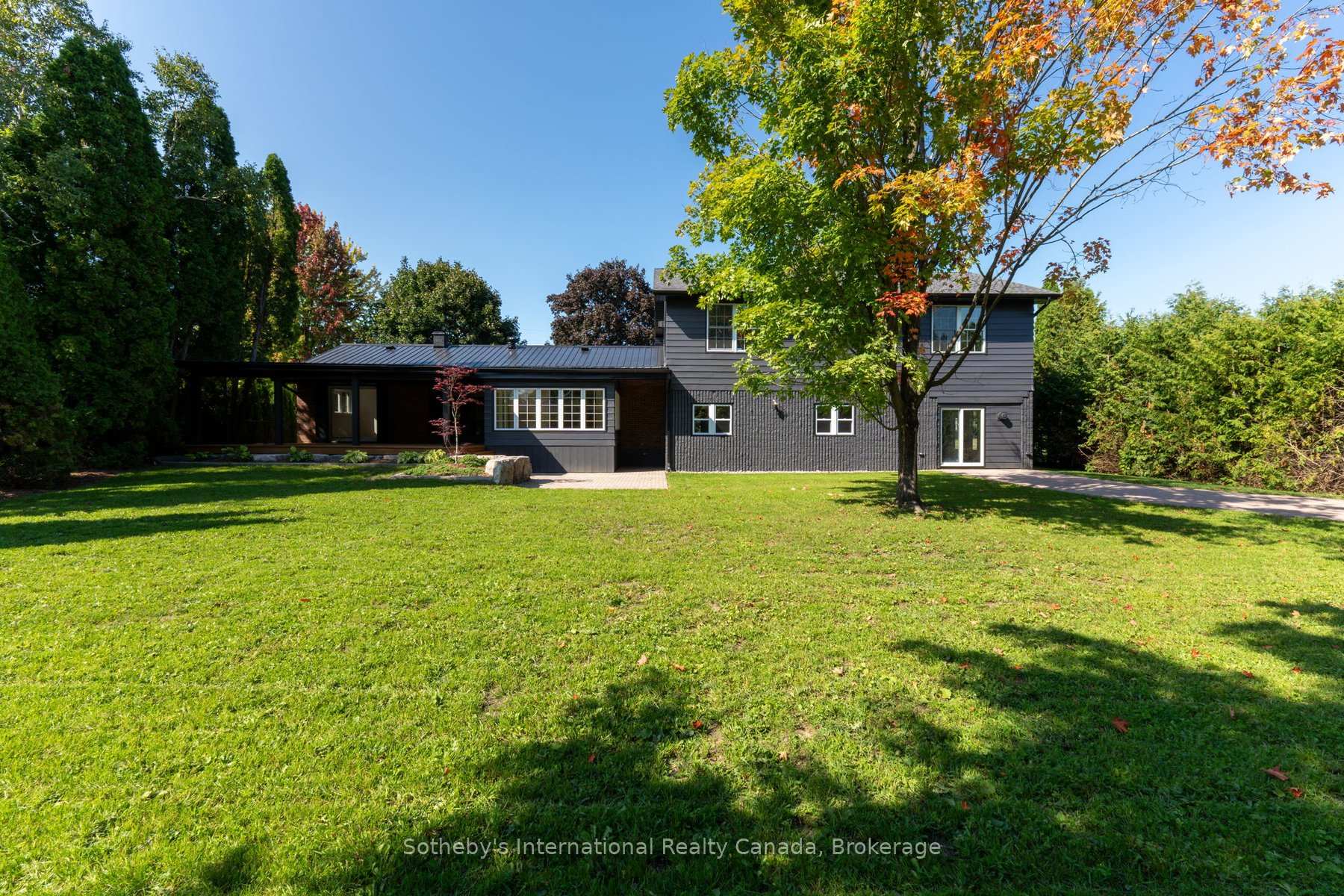 Photo 6 of 31 Elizabeth Street E, Clearview, Creemore — HOMEH