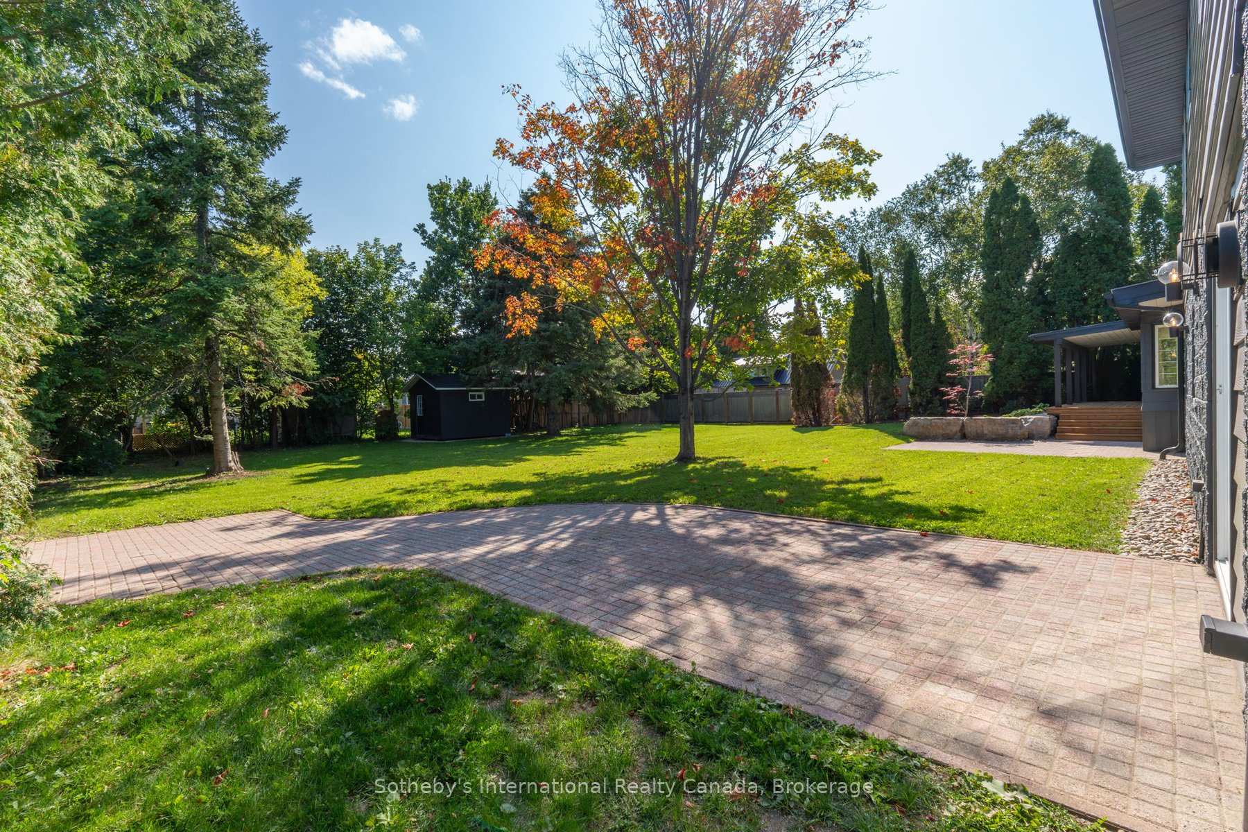 Photo 15 of 31 Elizabeth Street E, Clearview, Creemore — HOMEH