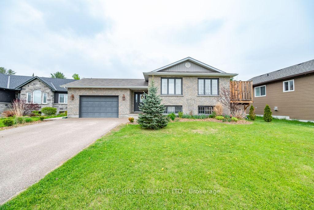 Photo 1 of 1010 Beatty Crescent, Deep River — HOMEH