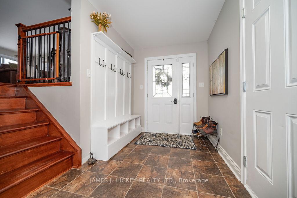 Photo 5 of 1010 Beatty Crescent, Deep River — HOMEH