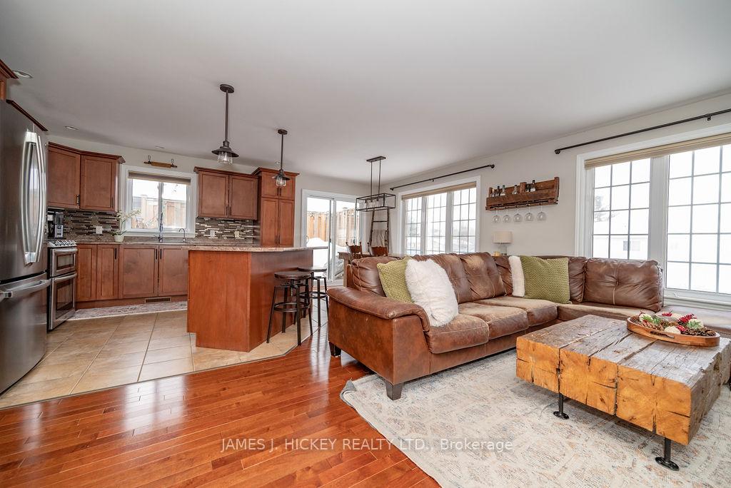 Photo 14 of 1010 Beatty Crescent, Deep River — HOMEH