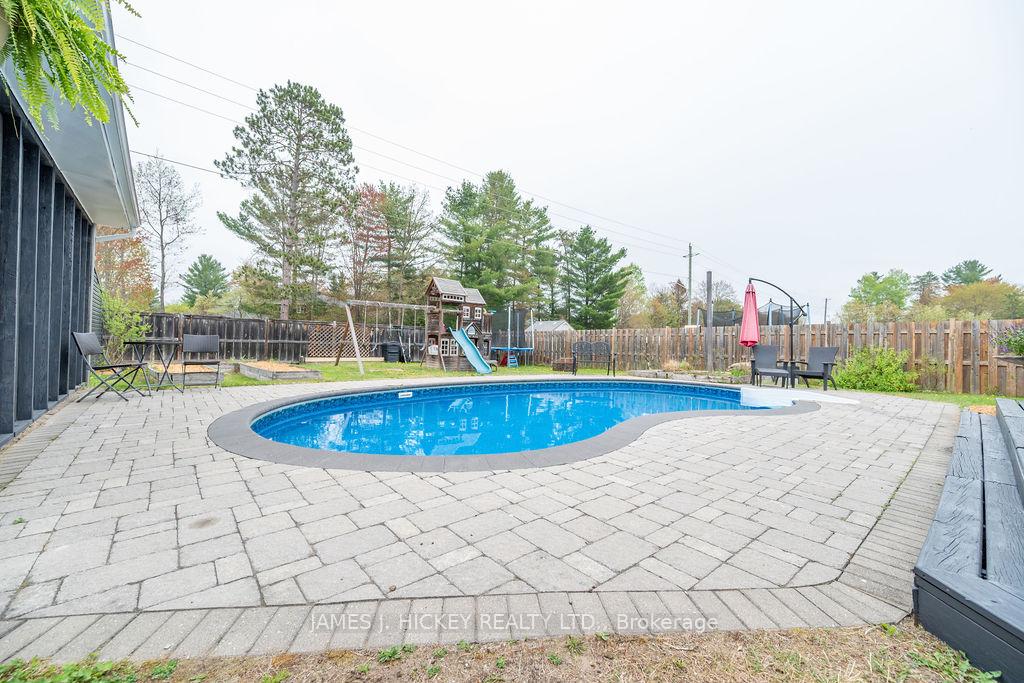 Photo 40 of 1010 Beatty Crescent, Deep River — HOMEH