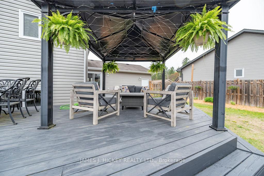 Photo 41 of 1010 Beatty Crescent, Deep River — HOMEH