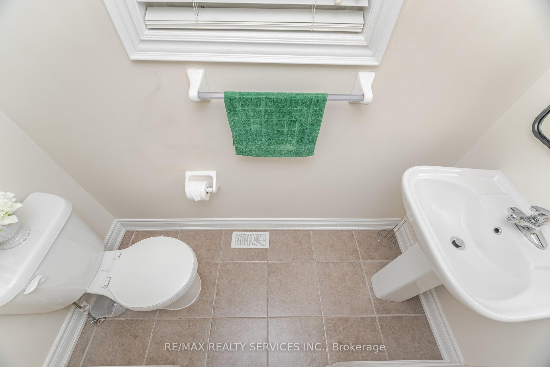 Photo 21 of 6 Beacon Hill Drive, Brampton, Credit Valley — HOMEH