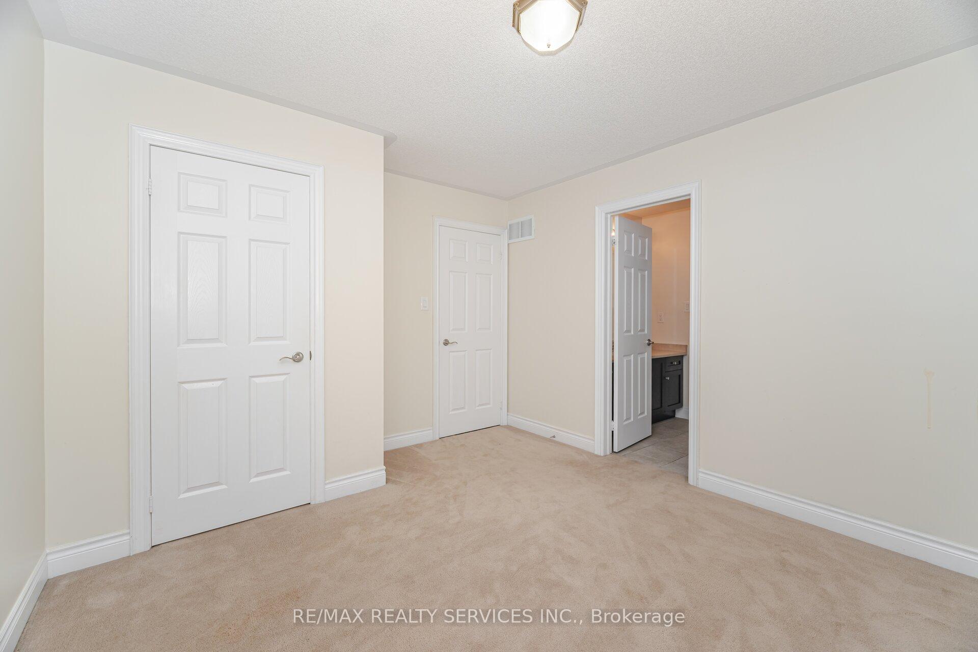 Photo 39 of 6 Beacon Hill Drive, Brampton, Credit Valley — HOMEH