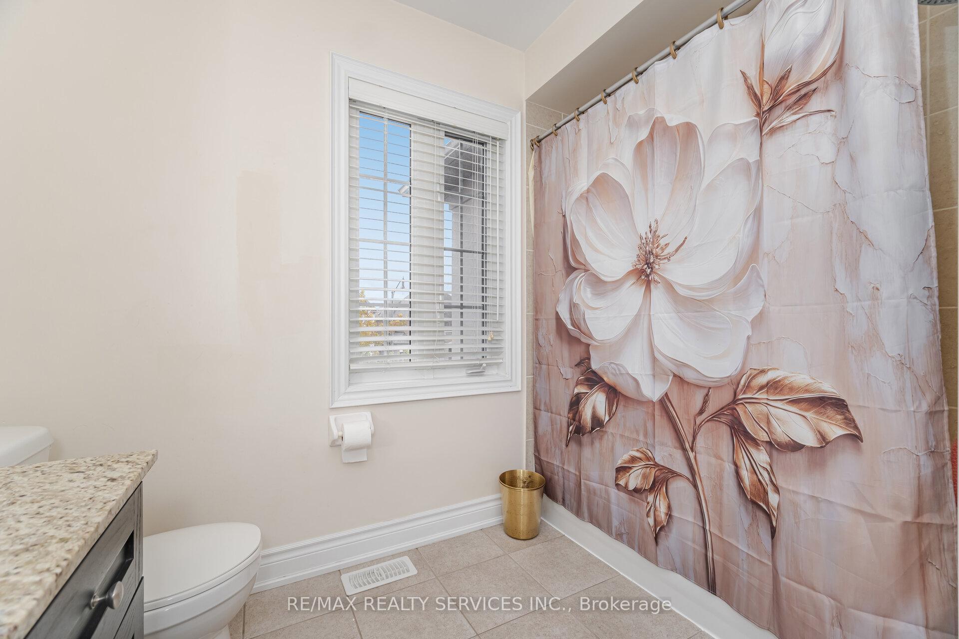 Photo 43 of 6 Beacon Hill Drive, Brampton, Credit Valley — HOMEH