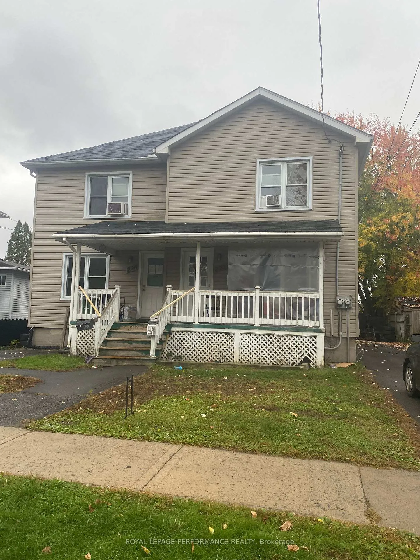 Front of Unit 226 & 226 1/2, 226 4th Street