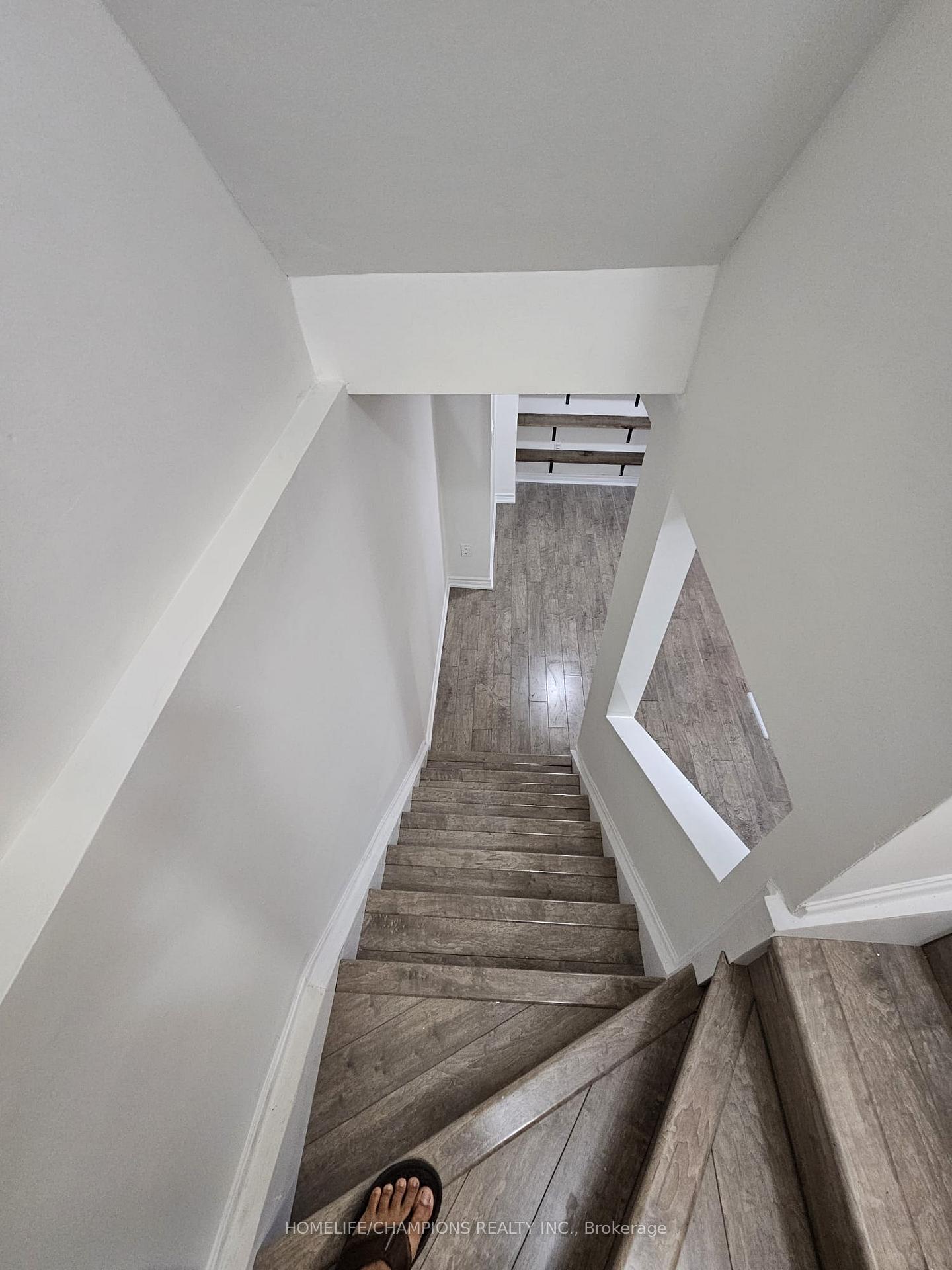 Photo 21 of 11 Rollo Drive, Ajax, South East — HOMEH