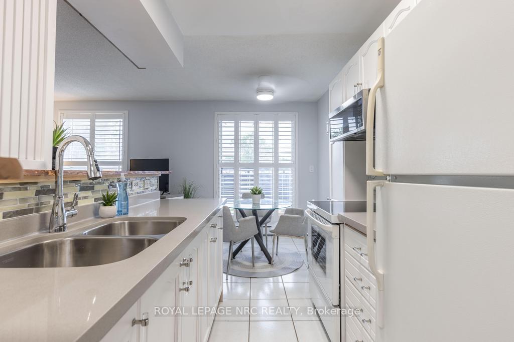 Front of Unit 104, 851 Queenston Road