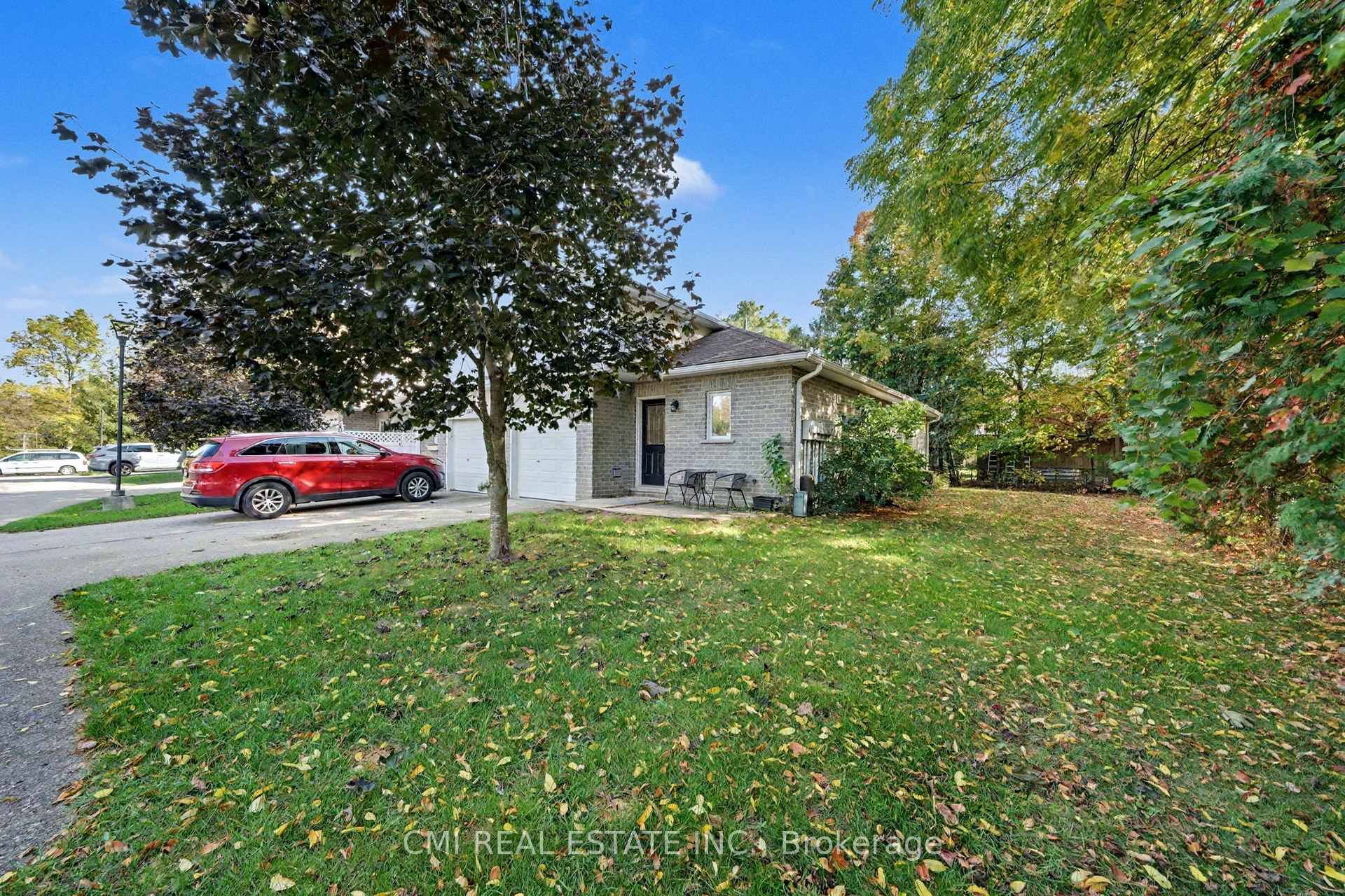 Photo 1 of 511 Thomas Street, Clearview, Stayner — HOMEH