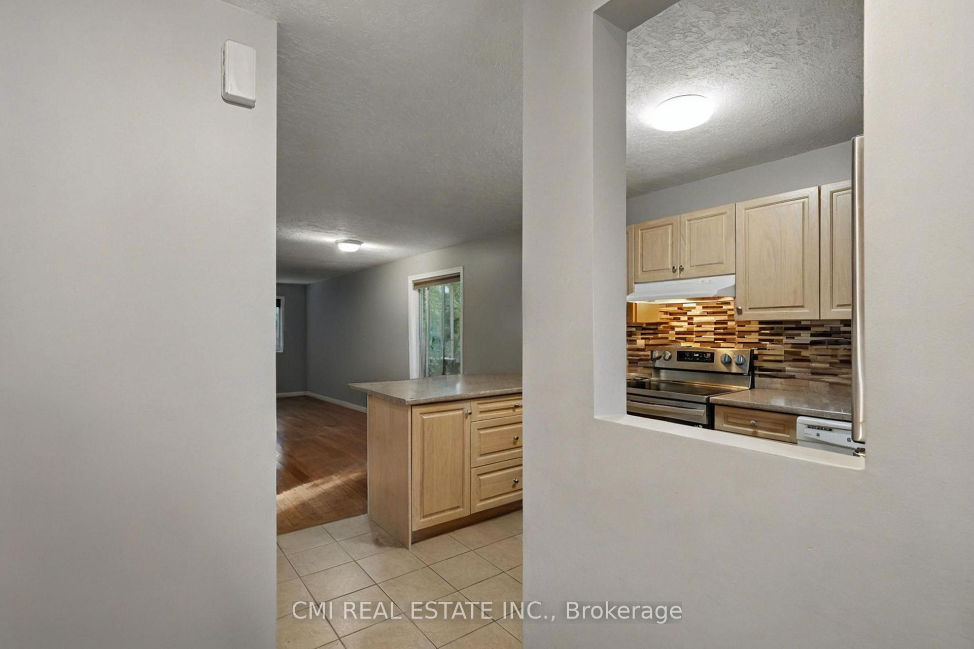 Photo 7 of 511 Thomas Street, Clearview, Stayner — HOMEH
