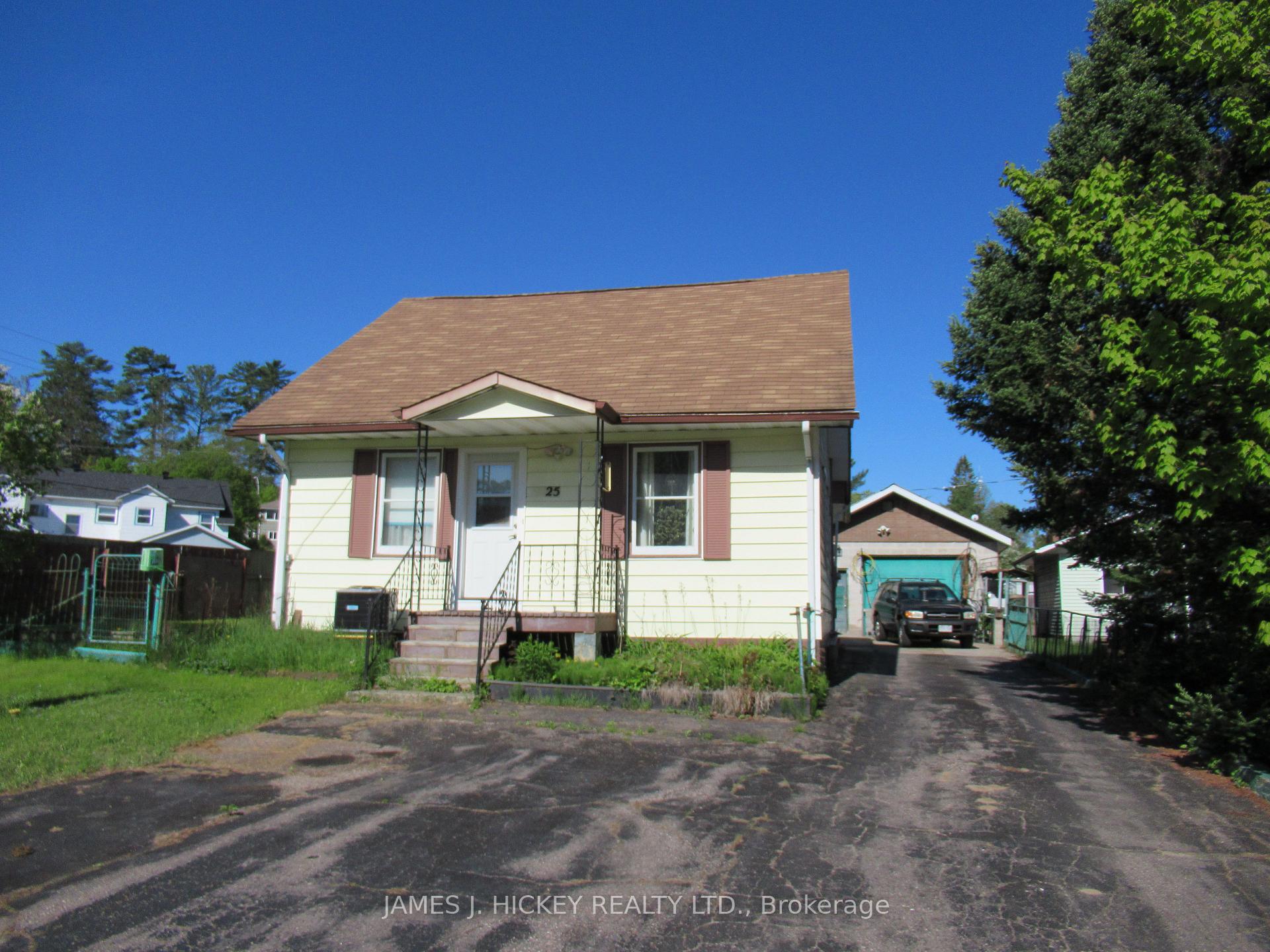 Photo 1 of 25 Spruce Crescent, Deep River — HOMEH