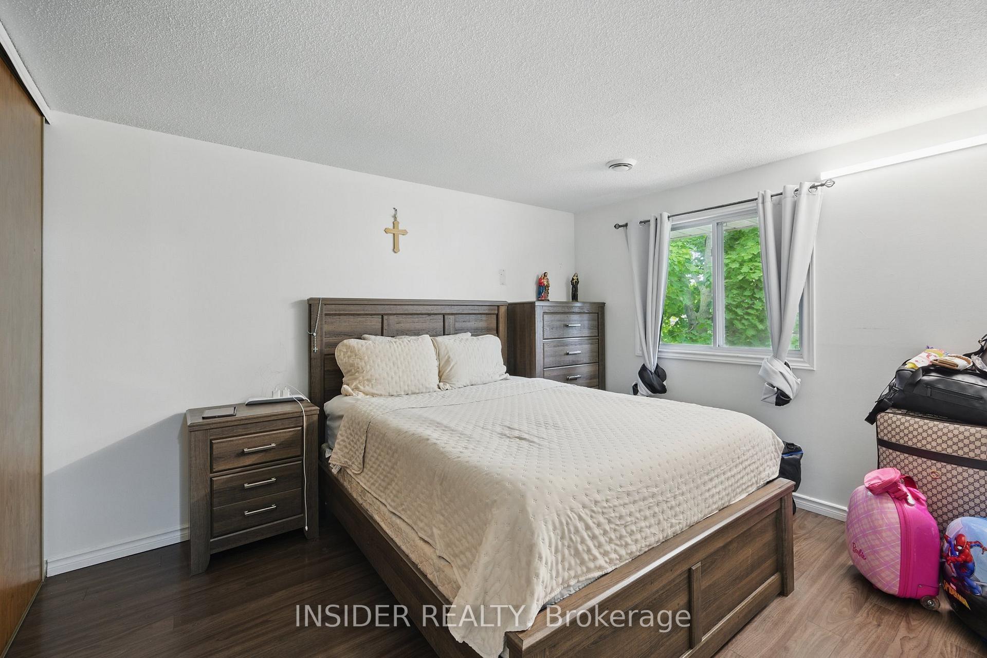 Photo 15 of 3089 Meadowbrook Lane, Windsor — HOMEH
