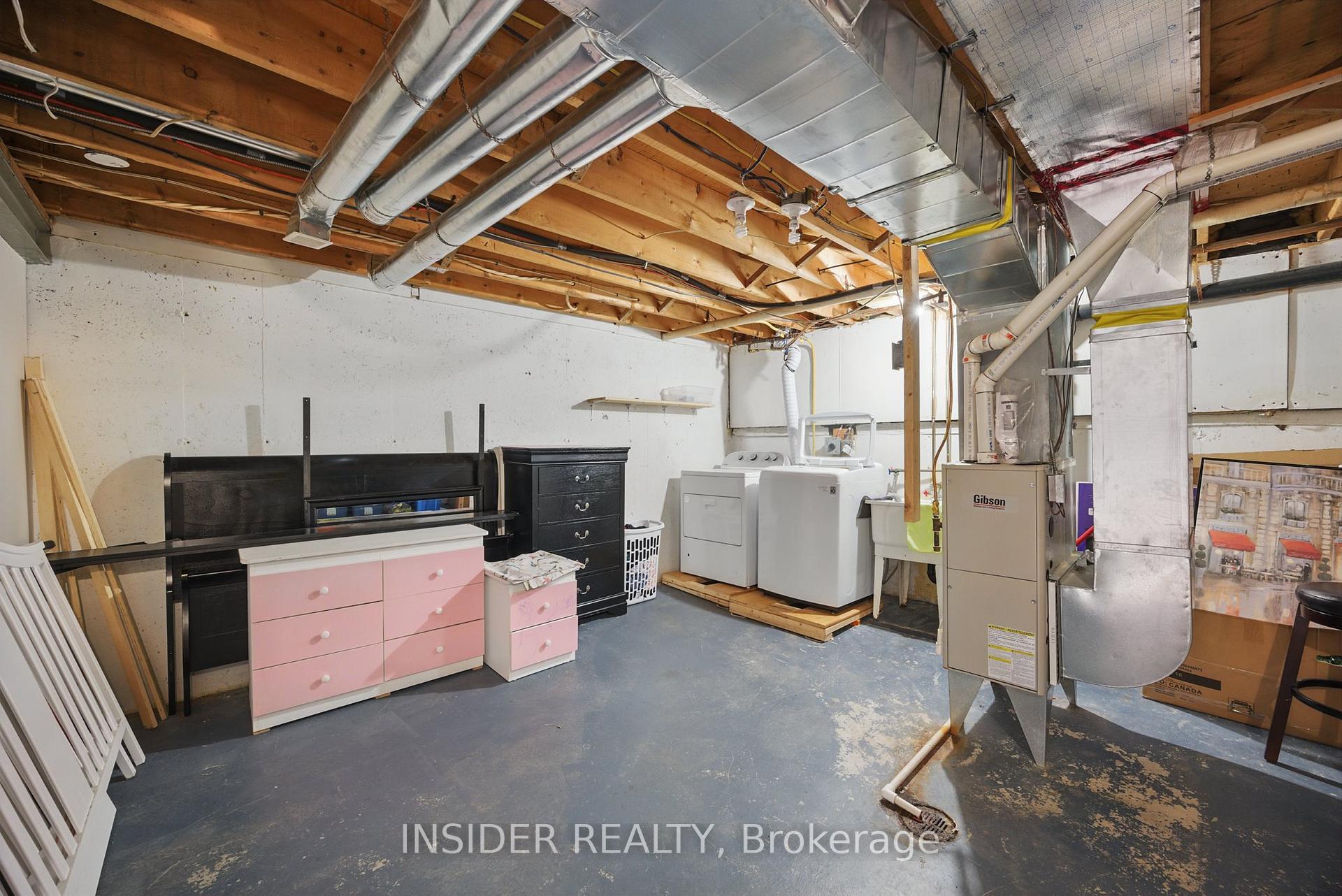 Photo 20 of 3089 Meadowbrook Lane, Windsor — HOMEH