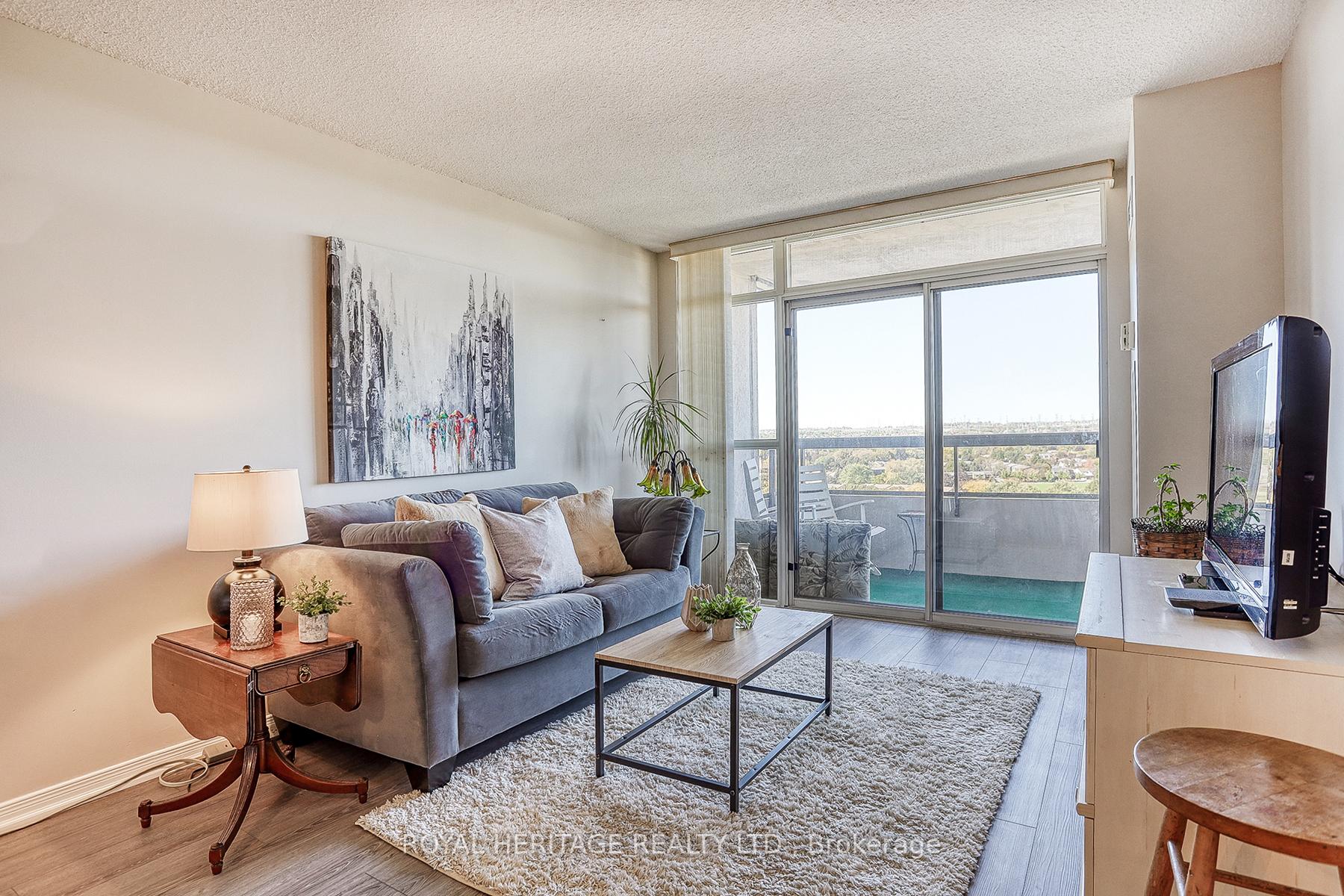Photo 10 of Unit 1502, 1000 The Esplanade N, Pickering, Town Centre — HOMEH