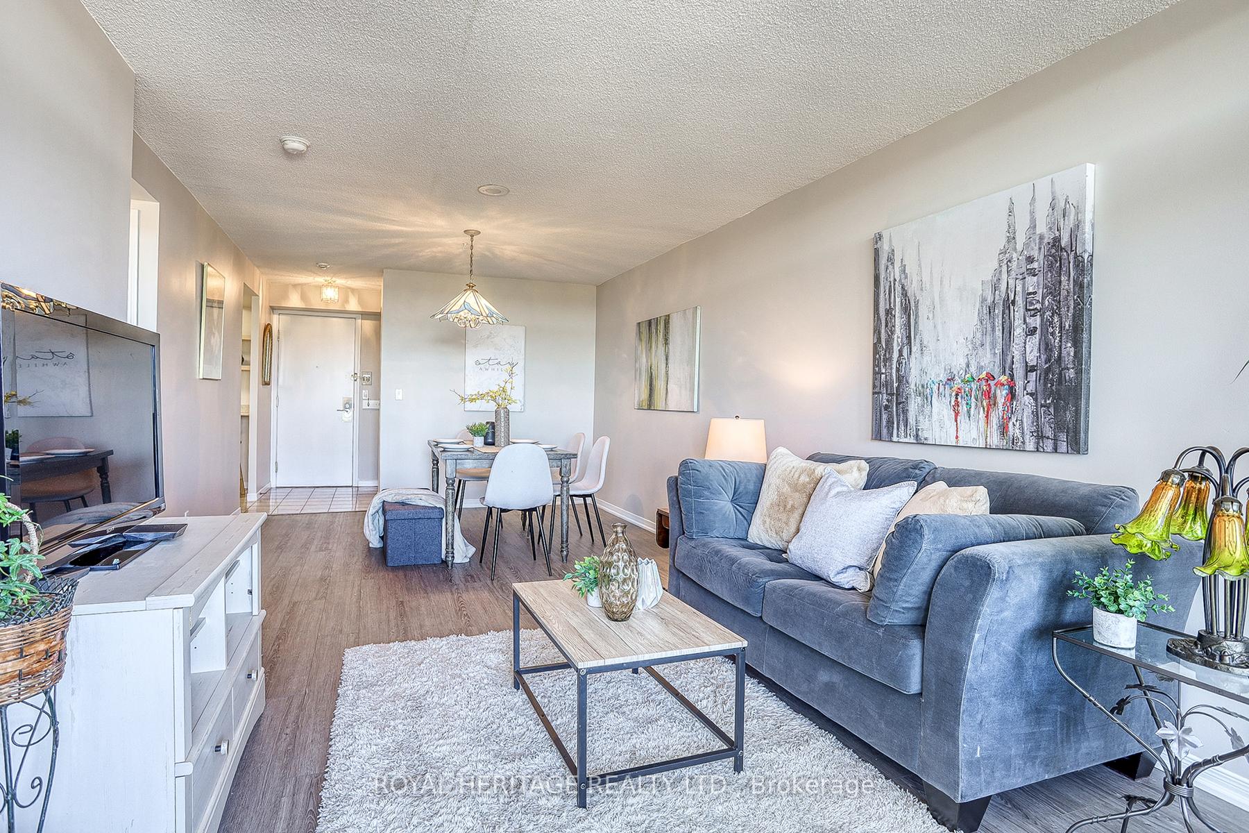 Photo 11 of Unit 1502, 1000 The Esplanade N, Pickering, Town Centre — HOMEH