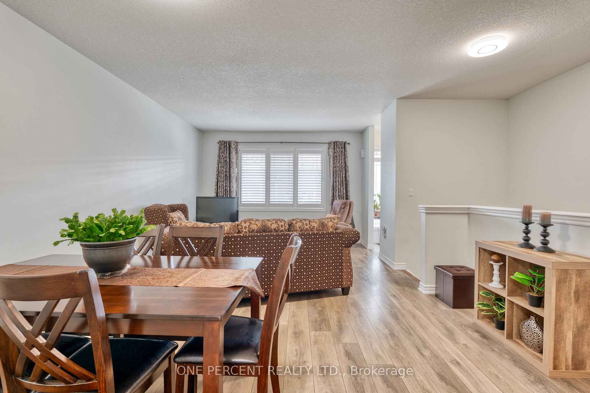 Photo 9 of Unit 21, 21 Stickland Lane, Hamilton, Binbrook — HOMEH
