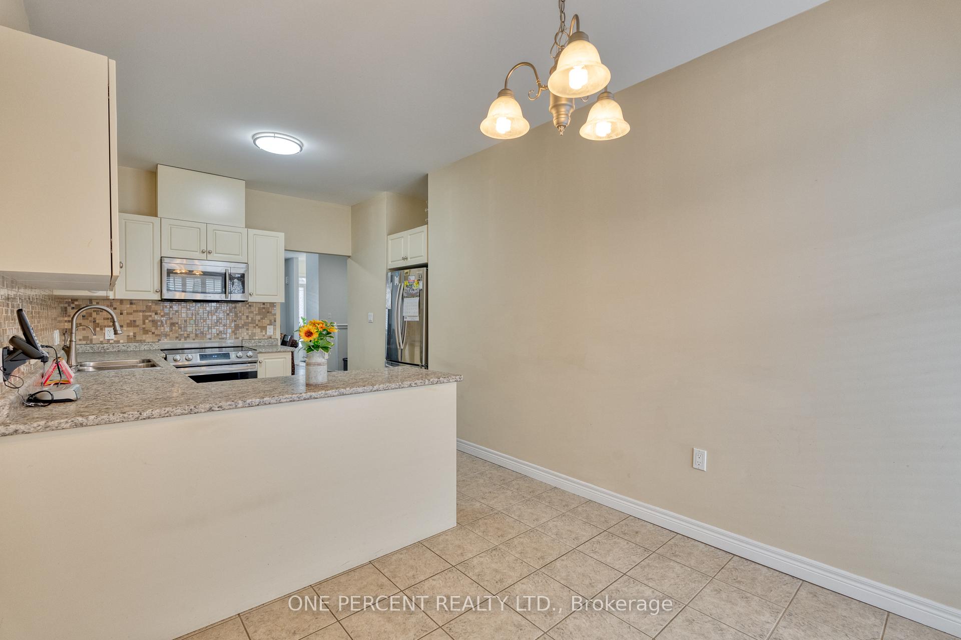 Photo 16 of Unit 21, 21 Stickland Lane, Hamilton, Binbrook — HOMEH