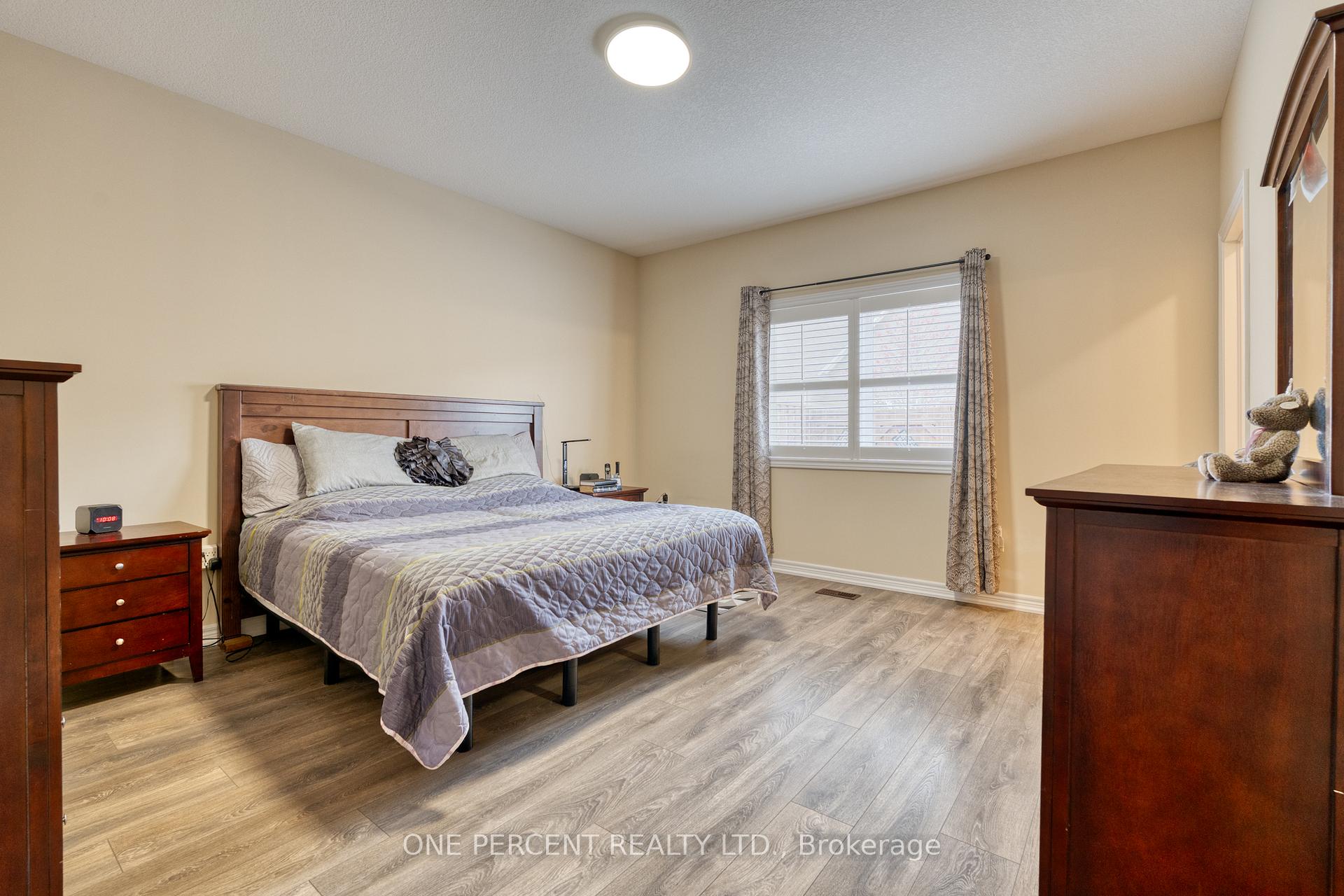 Photo 18 of Unit 21, 21 Stickland Lane, Hamilton, Binbrook — HOMEH