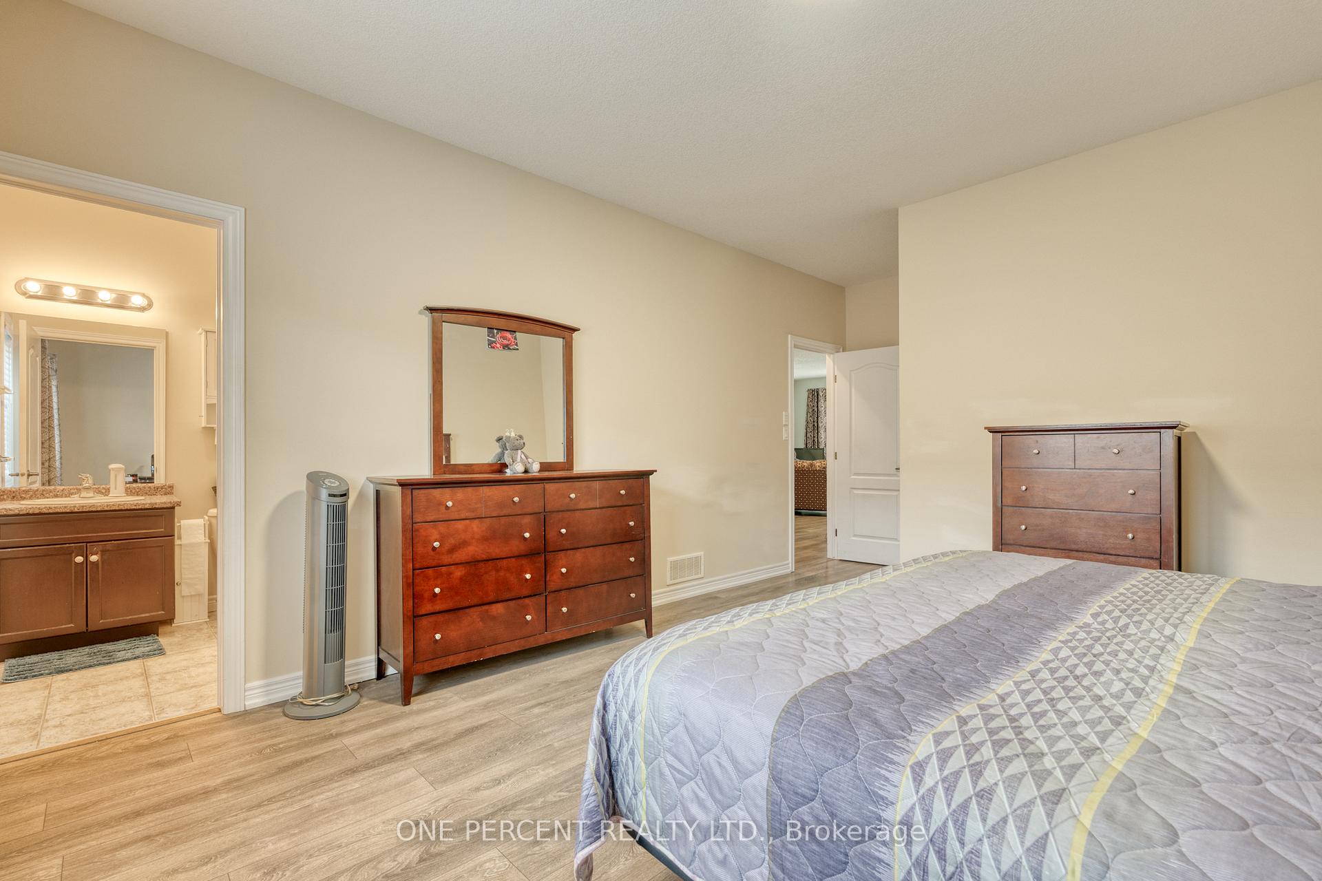 Photo 20 of Unit 21, 21 Stickland Lane, Hamilton, Binbrook — HOMEH