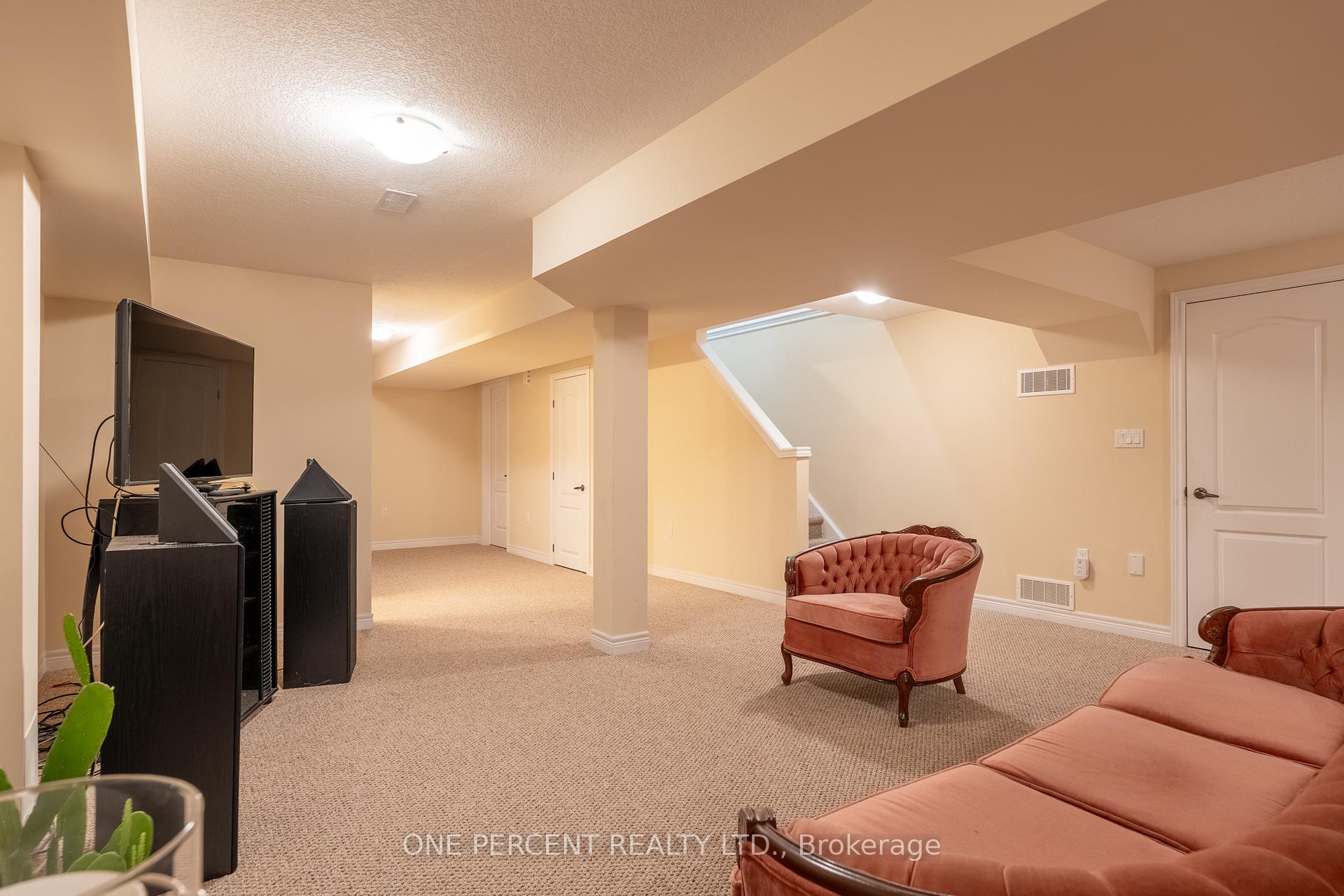 Photo 25 of Unit 21, 21 Stickland Lane, Hamilton, Binbrook — HOMEH