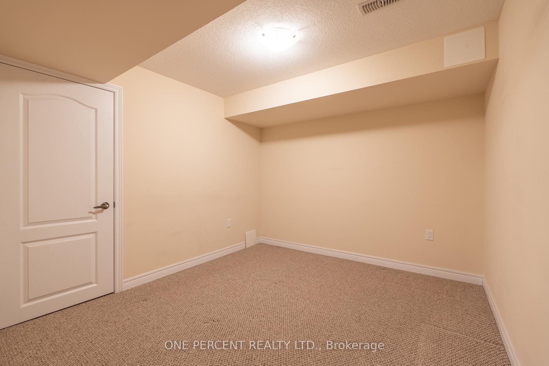 Photo 28 of Unit 21, 21 Stickland Lane, Hamilton, Binbrook — HOMEH