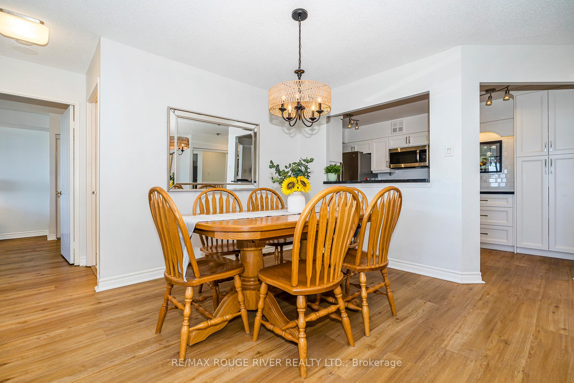 Photo 11 of Unit 1115, 1890 Valley Farm Road, Pickering, Town Centre — HOMEH