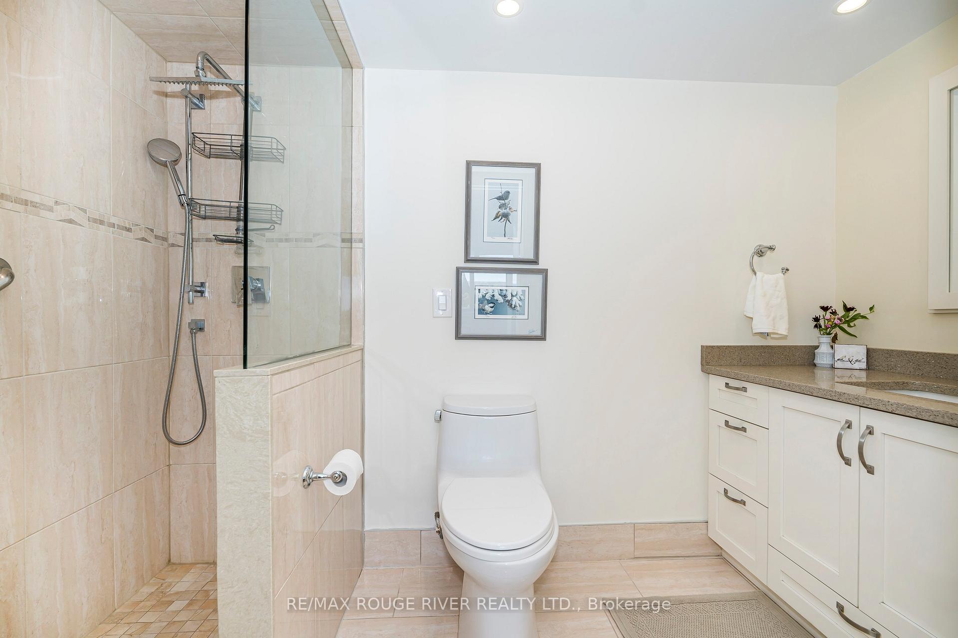 Photo 33 of Unit 1115, 1890 Valley Farm Road, Pickering, Town Centre — HOMEH