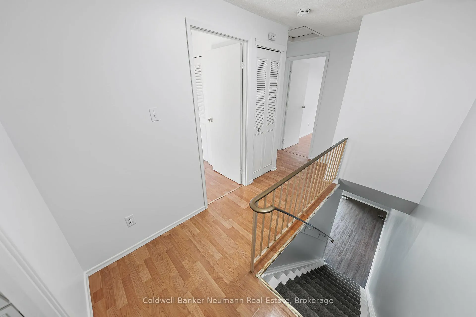 Photo 18 of Unit 19, 539 Willow Road, Guelph, Willow West/Sugarbush/West Acres — HOMEH