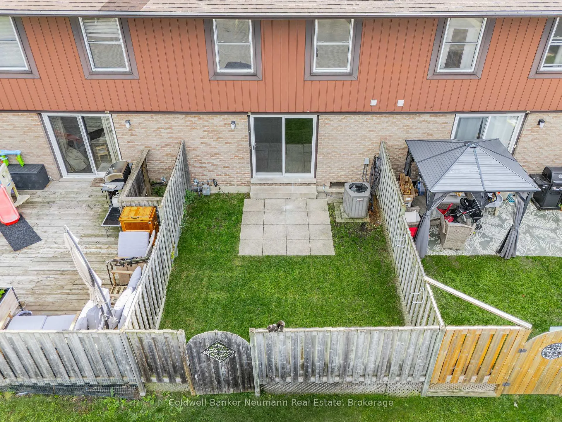 Photo 35 of Unit 19, 539 Willow Road, Guelph, Willow West/Sugarbush/West Acres — HOMEH
