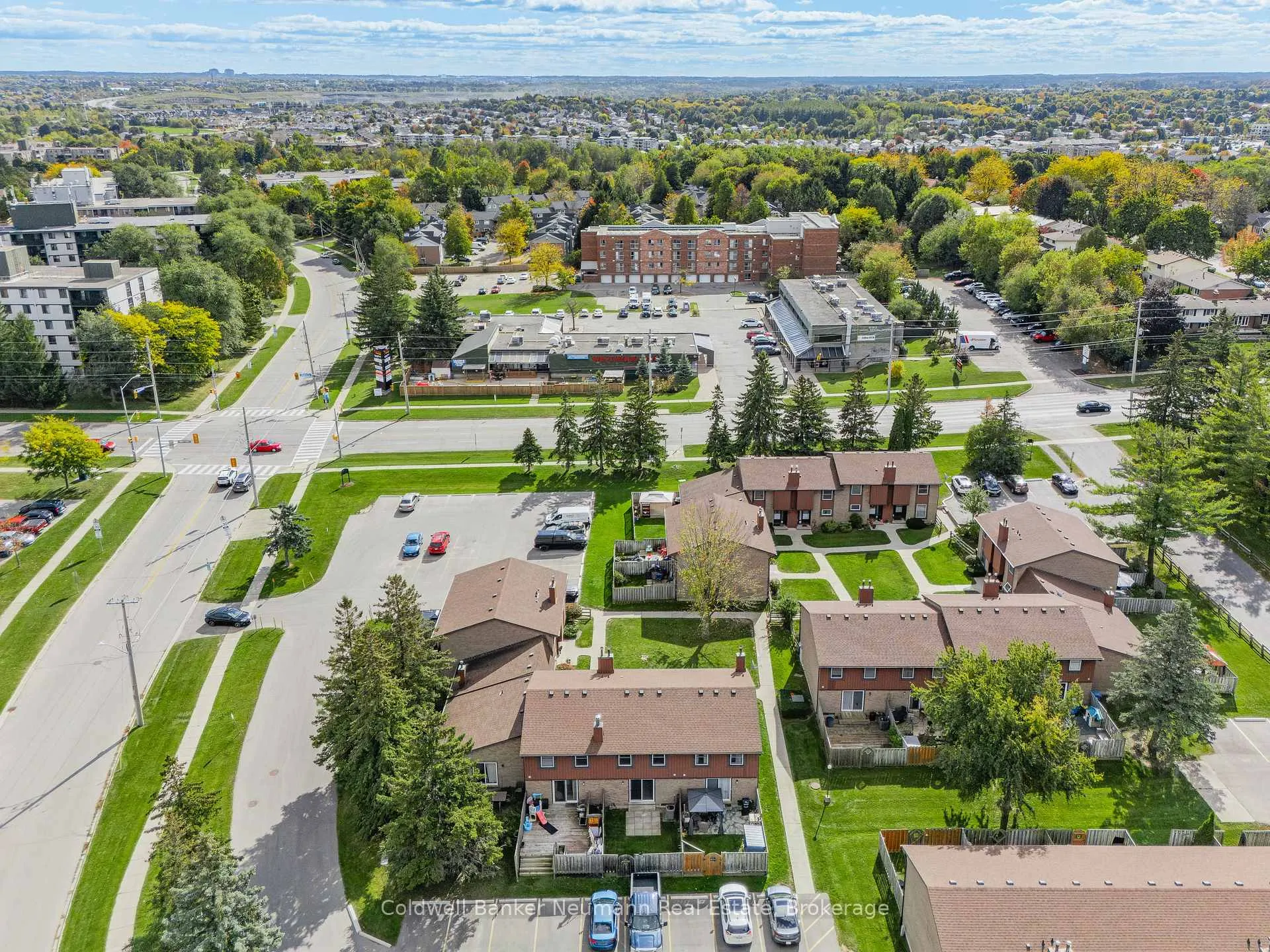 Photo 38 of Unit 19, 539 Willow Road, Guelph, Willow West/Sugarbush/West Acres — HOMEH