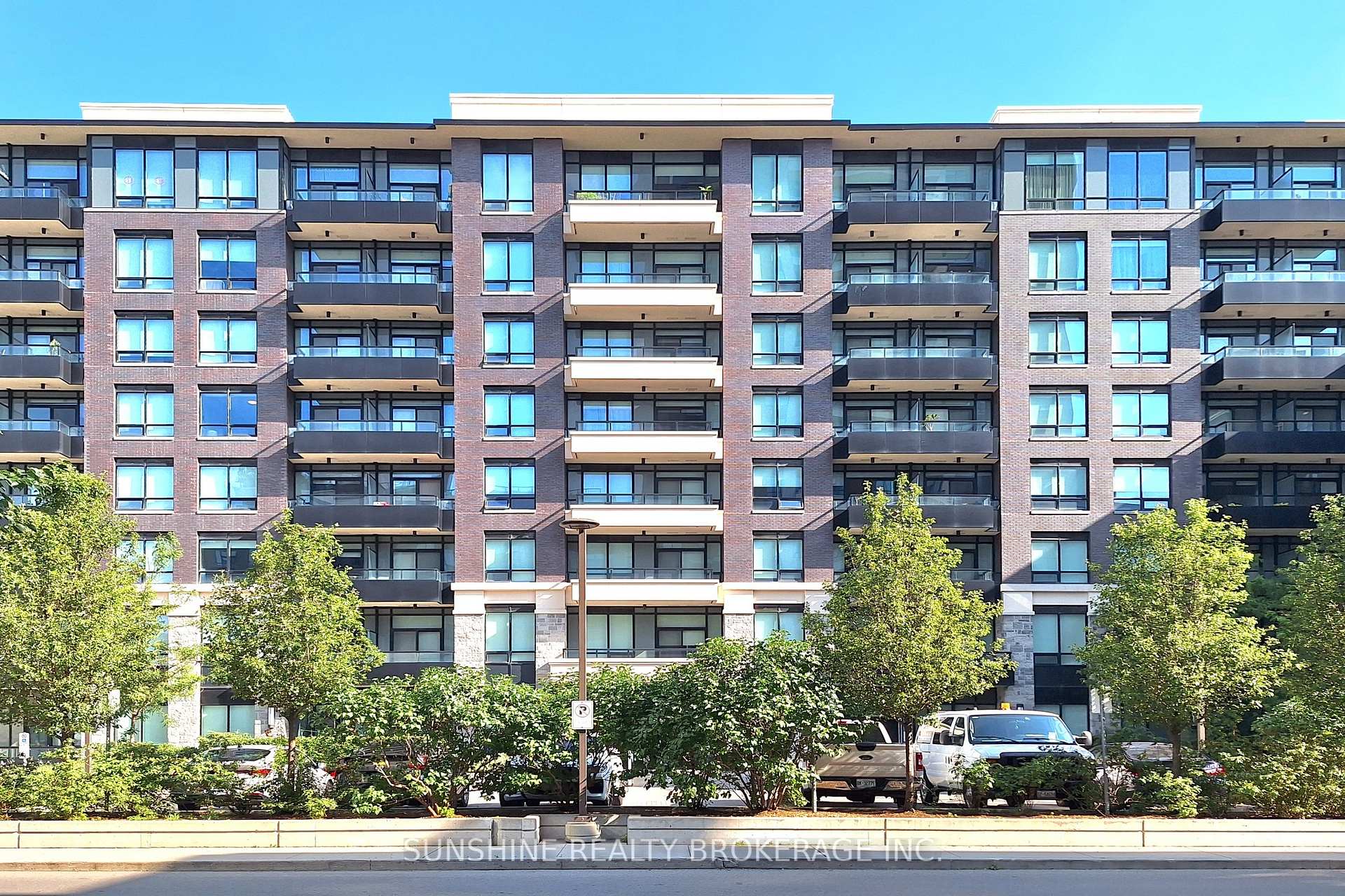 Photo 3 of Unit 322, 25 Water Walk Drive, Markham, Unionville — HOMEH