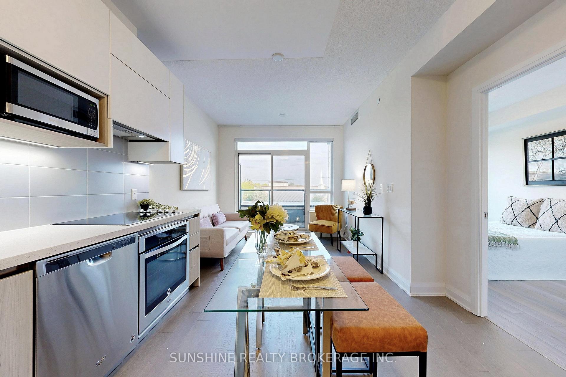 Photo 13 of Unit 322, 25 Water Walk Drive, Markham, Unionville — HOMEH