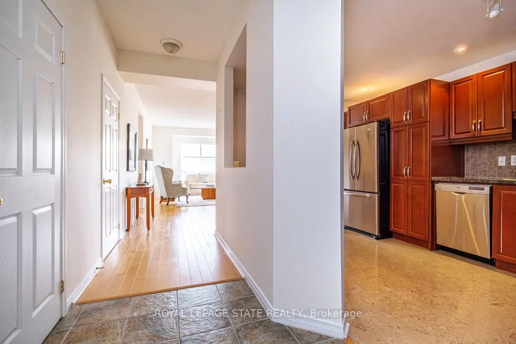Photo 10 of Unit 401, 4000 Creekside Drive, Hamilton, Dundas — HOMEH