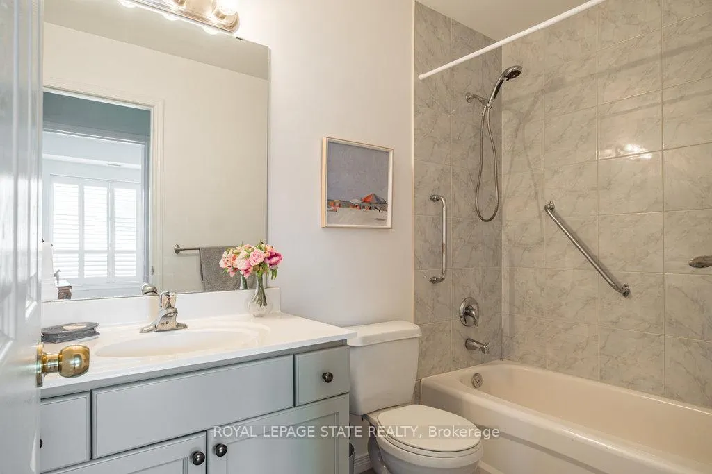 Photo 23 of Unit 401, 4000 Creekside Drive, Hamilton, Dundas — HOMEH