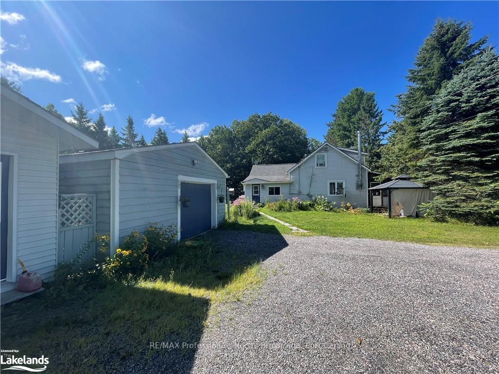 Photo 4 of 1642 Winhara Road, Gravenhurst, Muskoka (S) — HOMEH