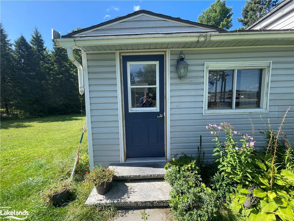 Photo 10 of 1642 Winhara Road, Gravenhurst, Muskoka (S) — HOMEH