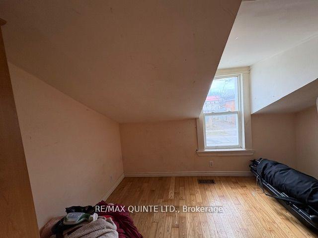 Photo 35 of 5-7 Boswell Street, Belleville, Belleville Ward — HOMEH