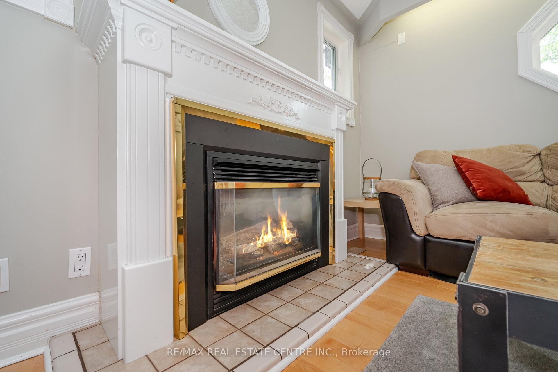 Photo 12 of 141 Elm Street, Collingwood — HOMEH