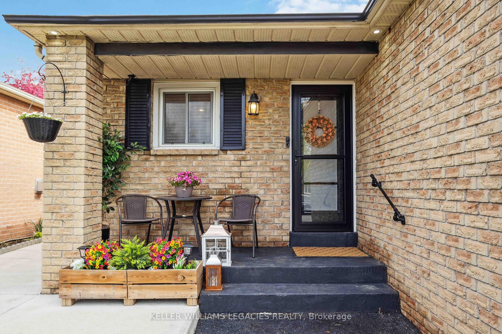 Photo 4 of 99 Delaney Drive, Ajax, Central West — HOMEH