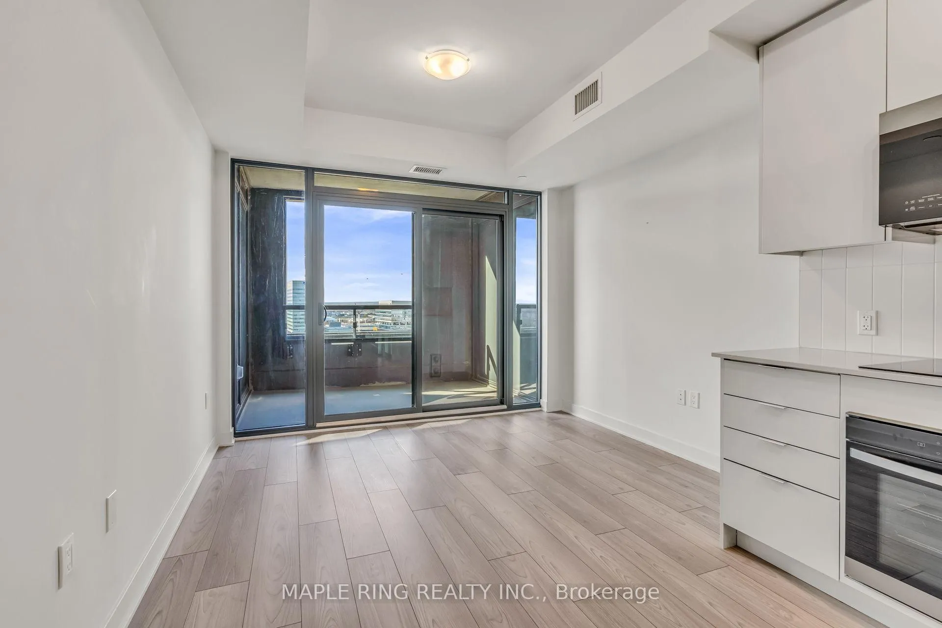 Photo 15 of Unit 1313, 2920 Highway 7 Road, Vaughan, Concord — HOMEH