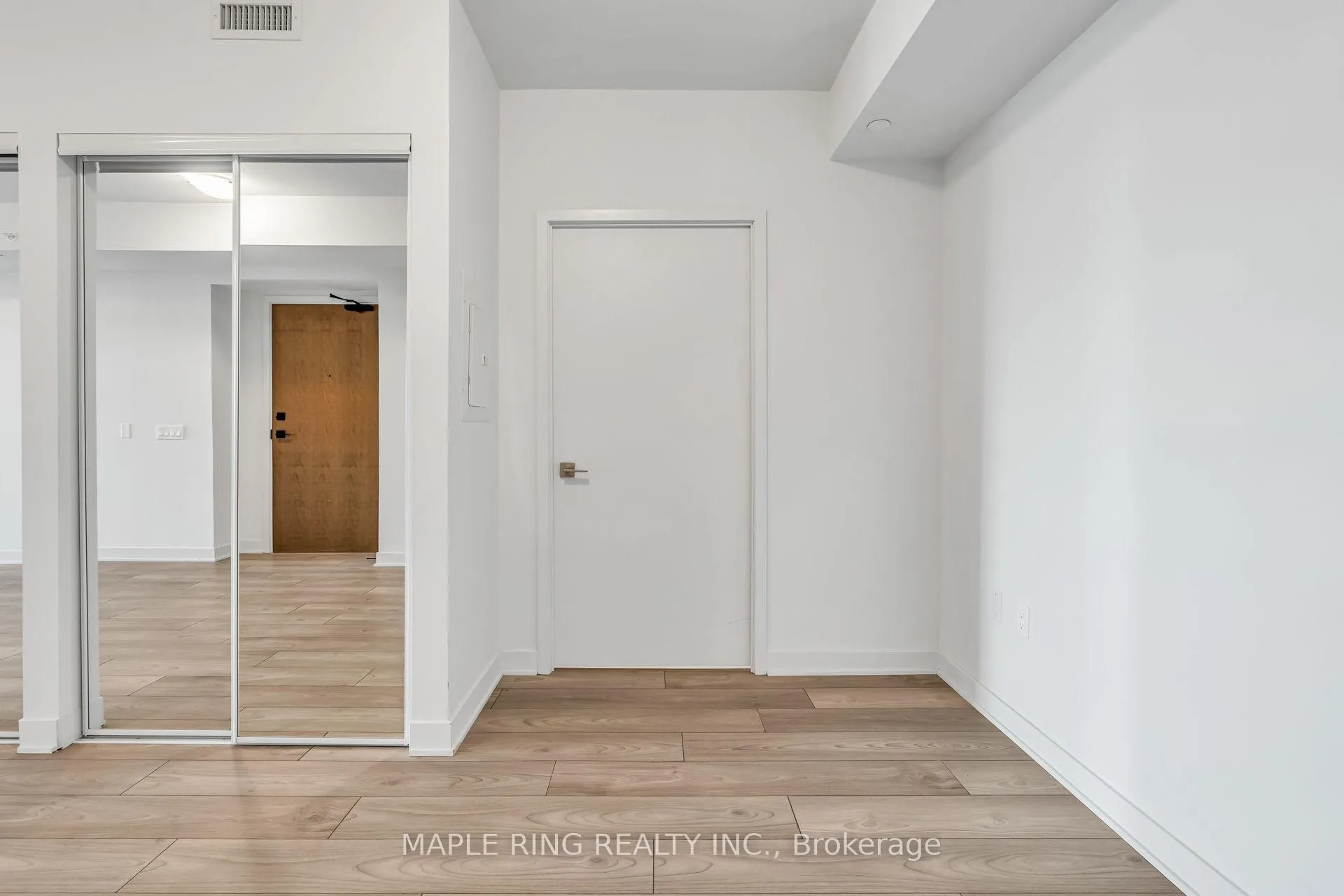 Photo 33 of Unit 1313, 2920 Highway 7 Road, Vaughan, Concord — HOMEH