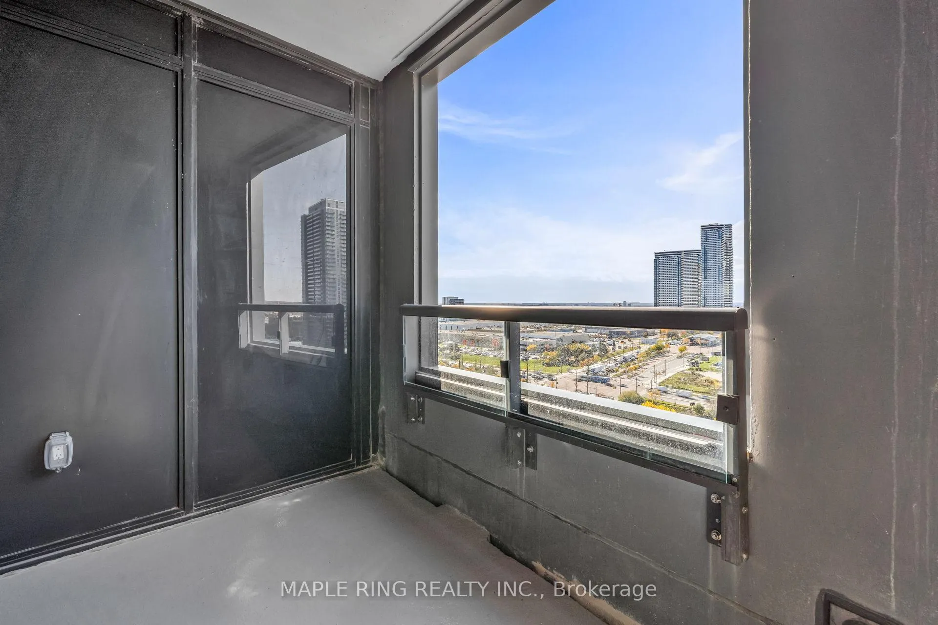 Photo 39 of Unit 1313, 2920 Highway 7 Road, Vaughan, Concord — HOMEH